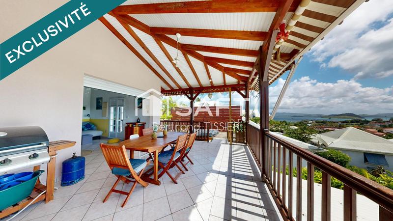 Villa - 210 m² - 9 pièces