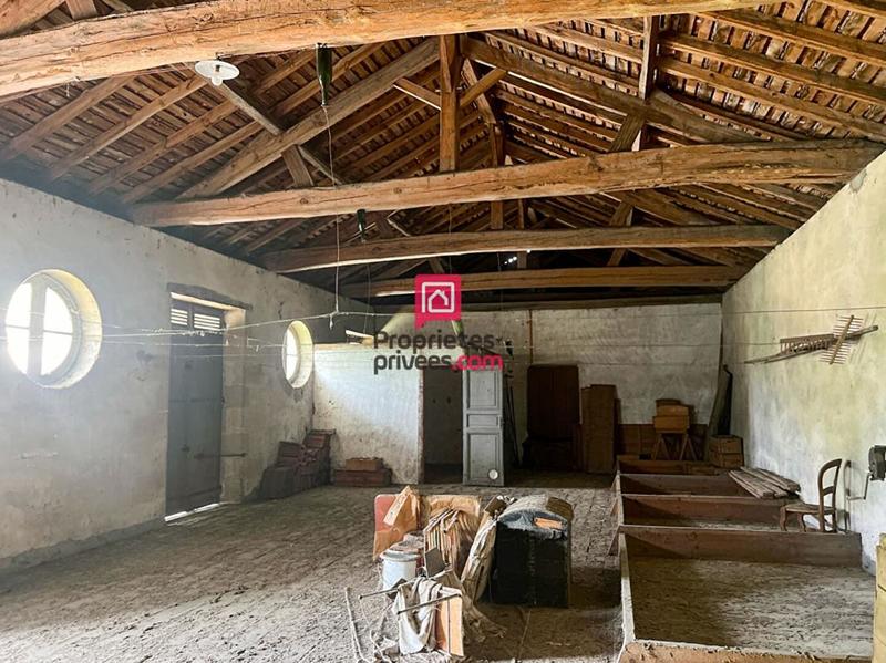 Maison - 266 m² - 8 pièces