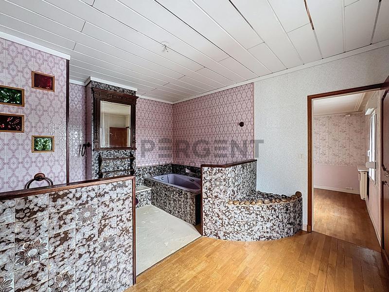 Local commercial - 235 m²