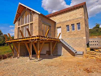 Maison d'architecte - 144 m² - 6 pièces