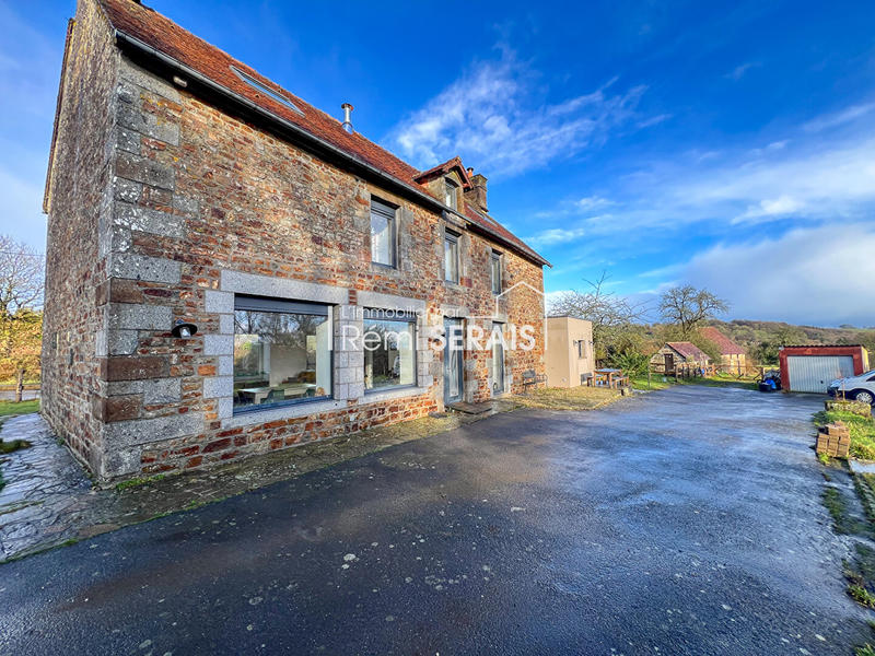 Maison - 232 m² - 6 pièces