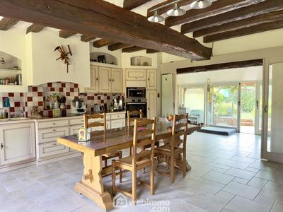 Maison - 142 m² - 7 pièces