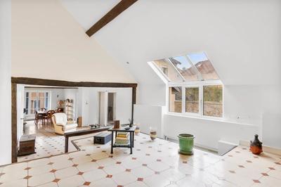 Corps de ferme - 237 m² - 9 pièces