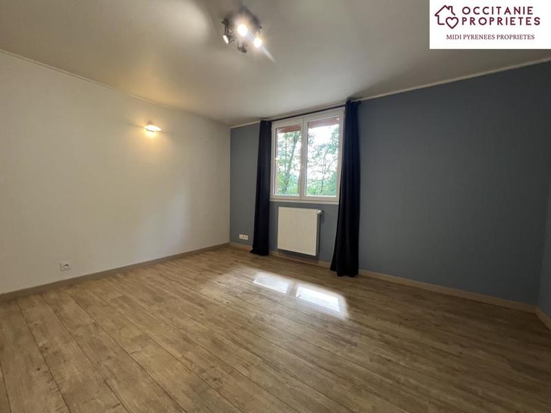 Propriété - 230 m² - 7 pièces
