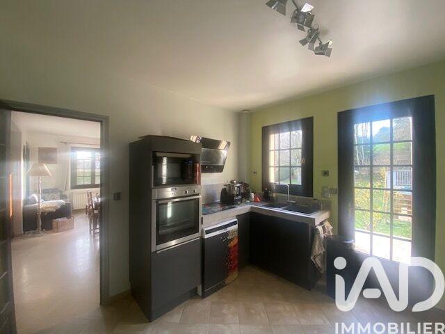 Maison - 140 m² - 7 pièces