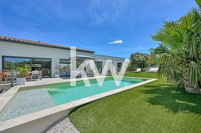 Villa - 167 m² - 6 pièces