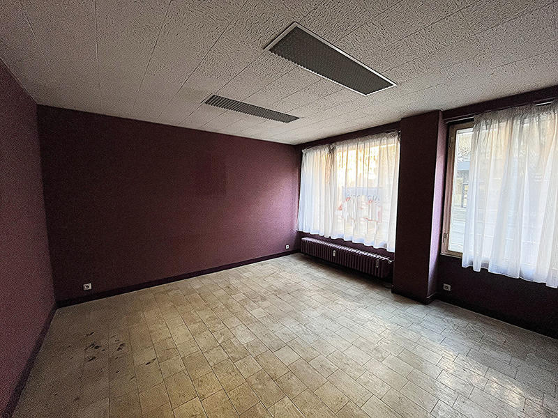 Bureau - 557 m² - 25 pièces