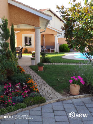 Maison - 144 m² - 5 pièces