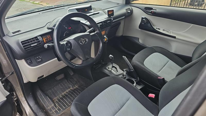 Toyota iQ 1.0 Vvt-i 68 Cvt Iq² Multidrive