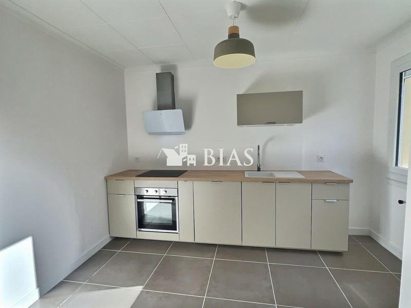 Maison - 70 m² - 4 pièces