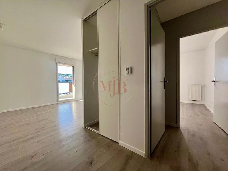 Appartement - 61 m² - 3 pièces