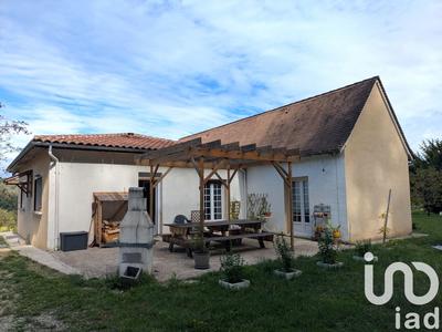 Maison - 111 m² - 4 pièces