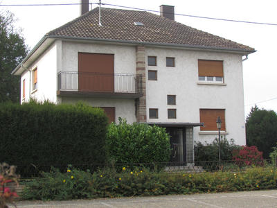 Maison - 213 m² - 12 pièces