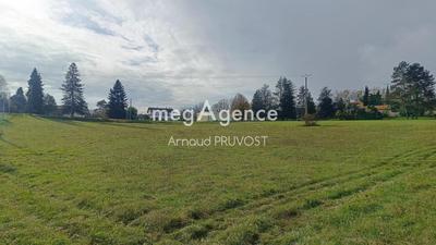 Terrain constructible - 6 810 m²