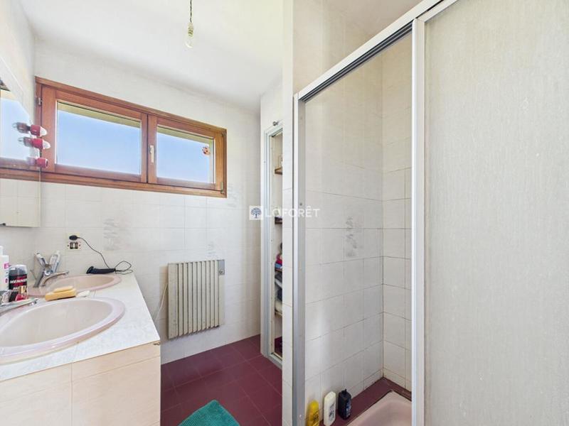 Maison - 145 m² - 6 pièces