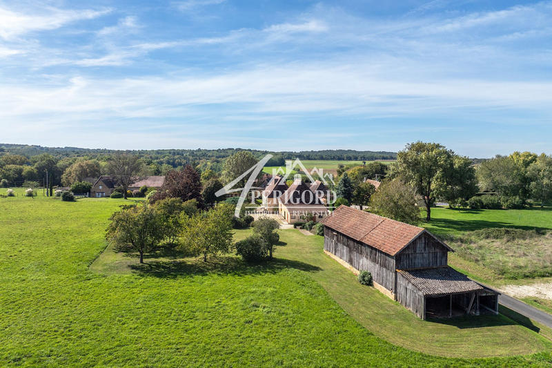Ferme - 393 m² - 4 pièces