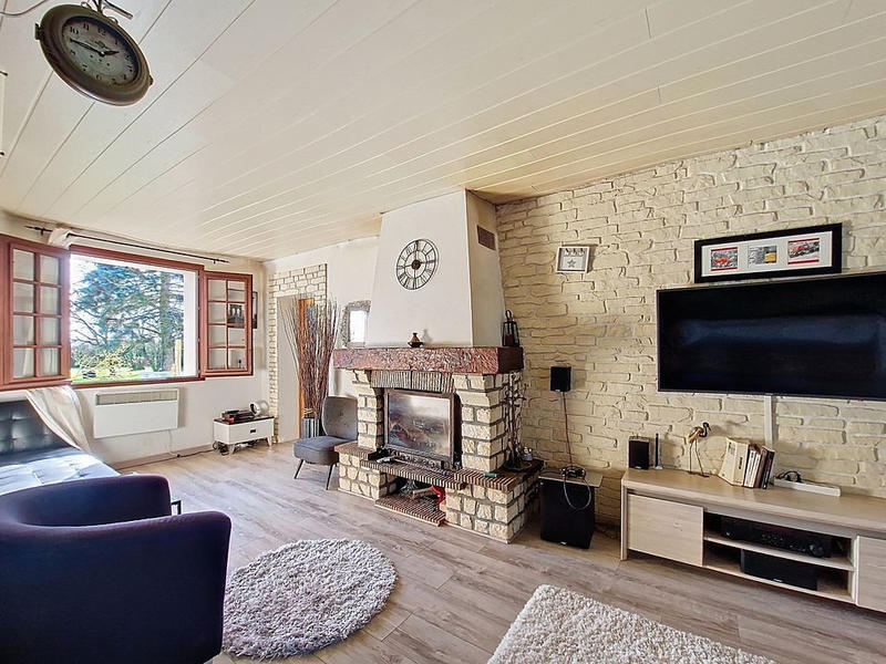 Maison - 95 m² - 5 pièces