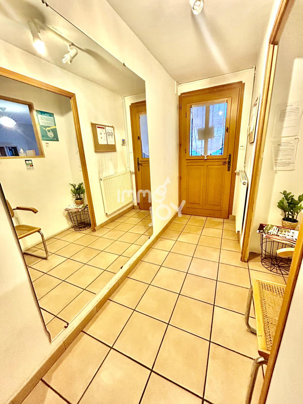 Local commercial - 110 m²