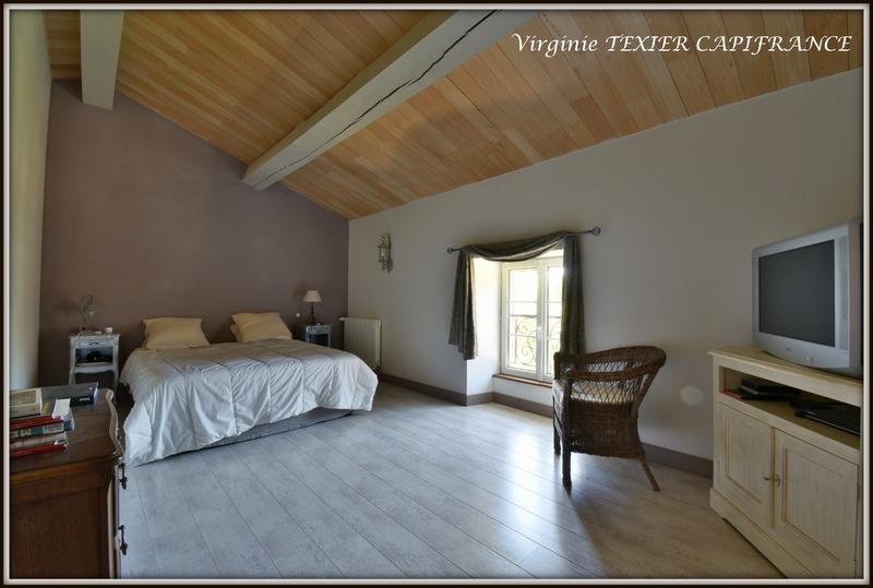 Longère - 327 m² - 10 pièces