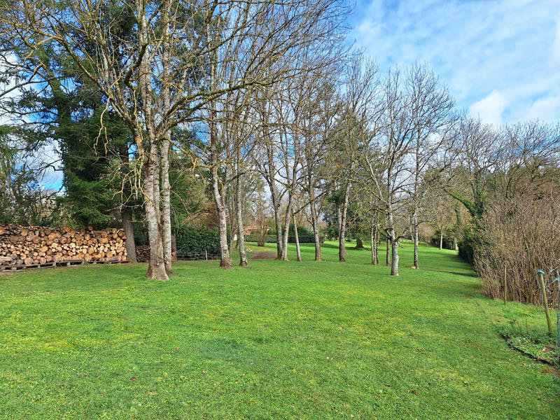 Propriété - 282 m² - 10 pièces