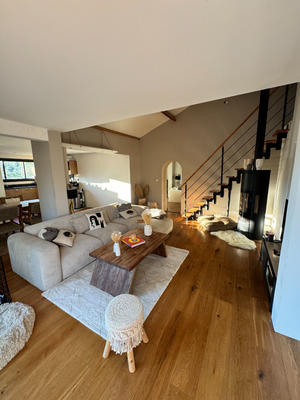 Maison - 90 m² - 5 pièces