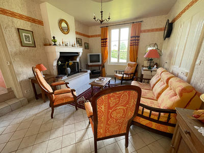 Maison - 185 m² - 7 pièces