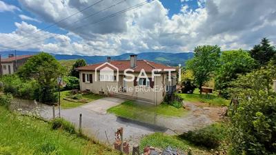 Maison - 105 m² - 4 pièces