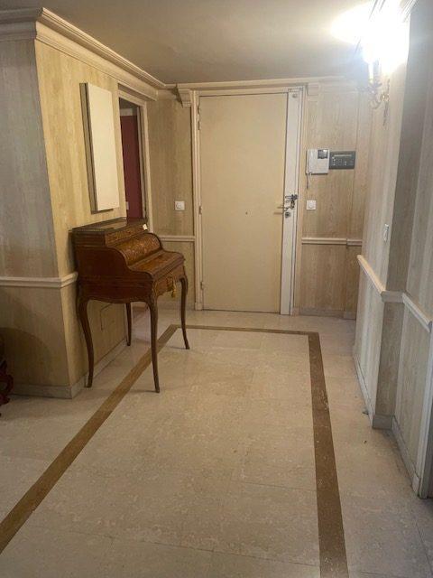 Appartement - 128 m² - 4 pièces