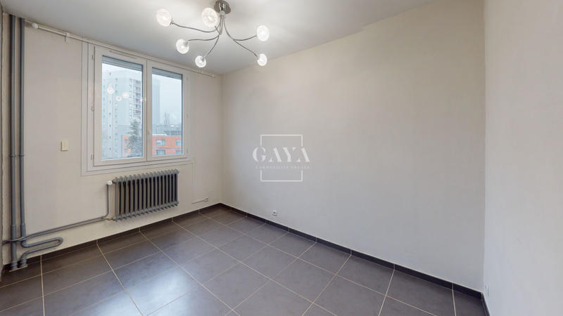 Appartement - 70 m² - 4 pièces