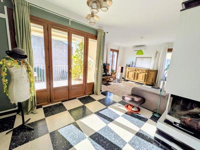 Maison - 184 m² - 7 pièces