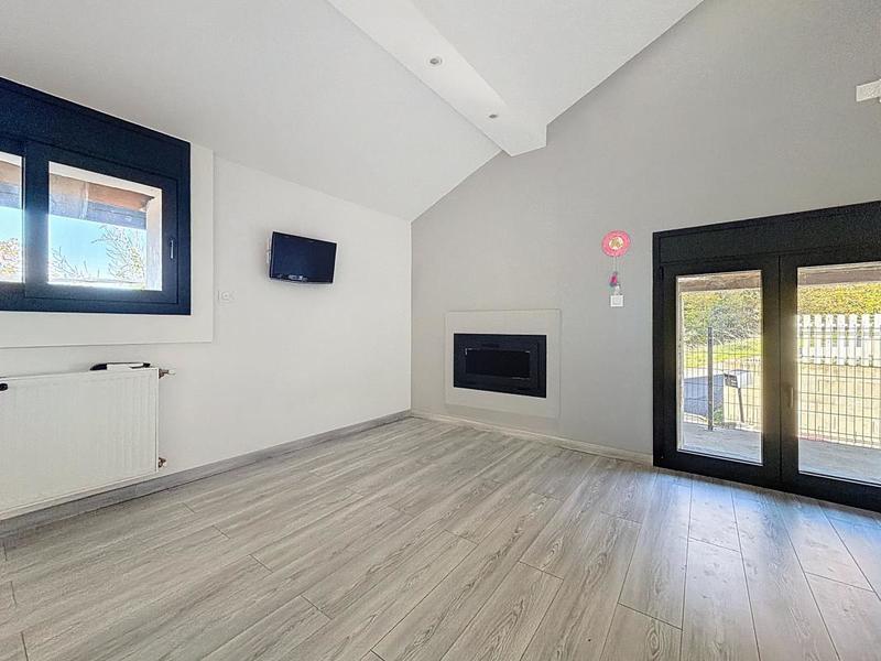 Maison - 195 m² - 6 pièces