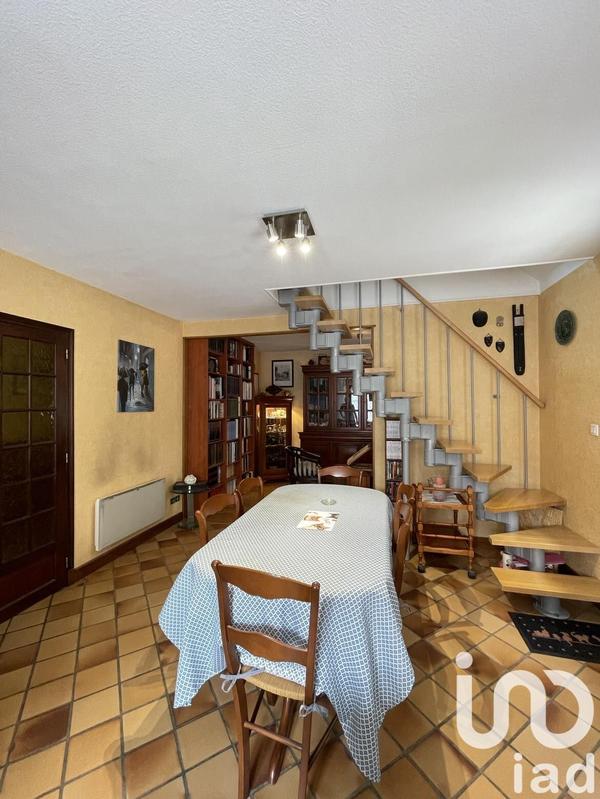 Maison - 130 m² - 5 pièces