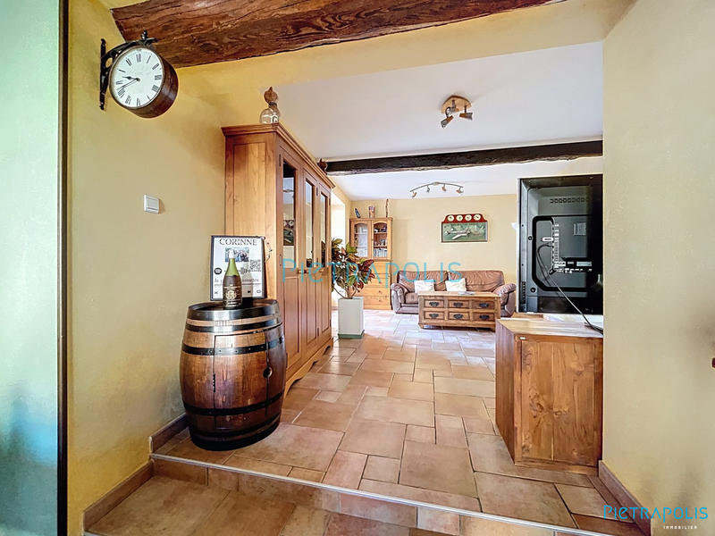 Maison - 93 m² - 4 pièces