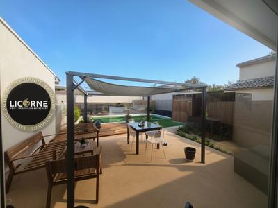 Maison - 93 m² - 4 pièces