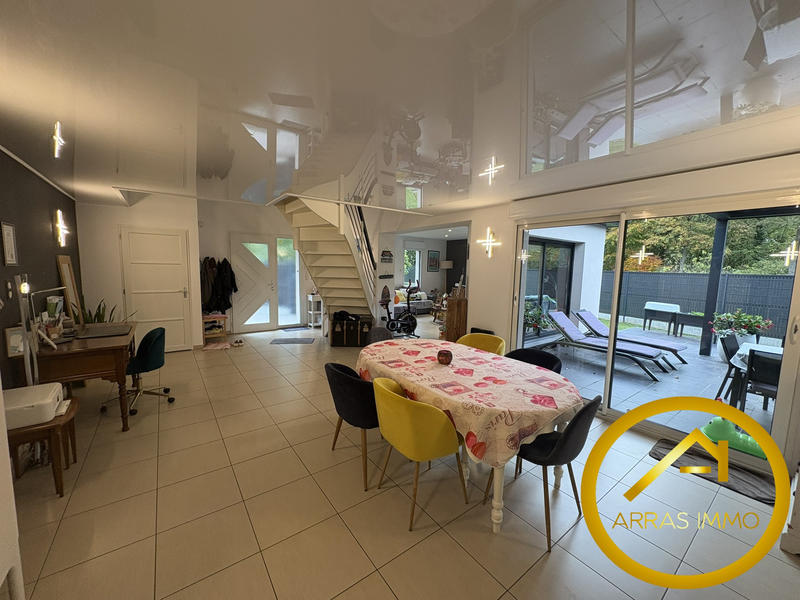 Maison - 136 m² - 4 pièces