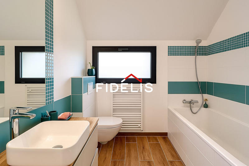 Villa - 180 m² - 6 pièces