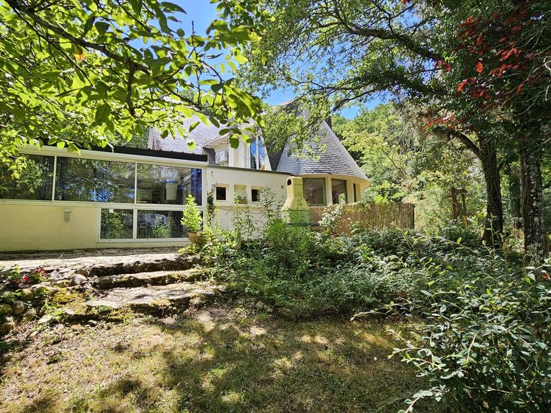 Maison - 191 m² - 10 pièces