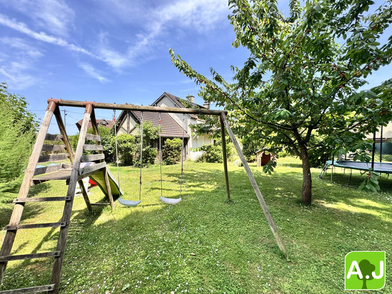 Maison ancienne - 141 m² - 6 pièces