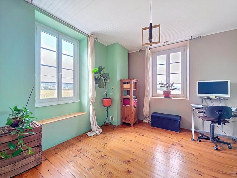 Maison - 194 m² - 5 pièces