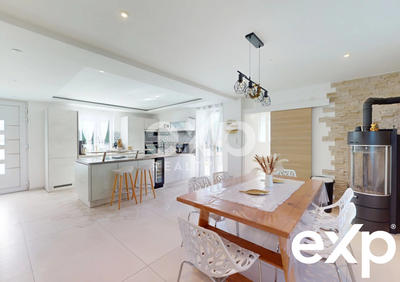 Maison - 125 m² - 6 pièces