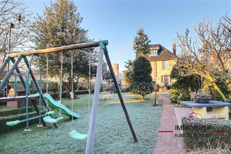 Maison - 135 m² - 6 pièces