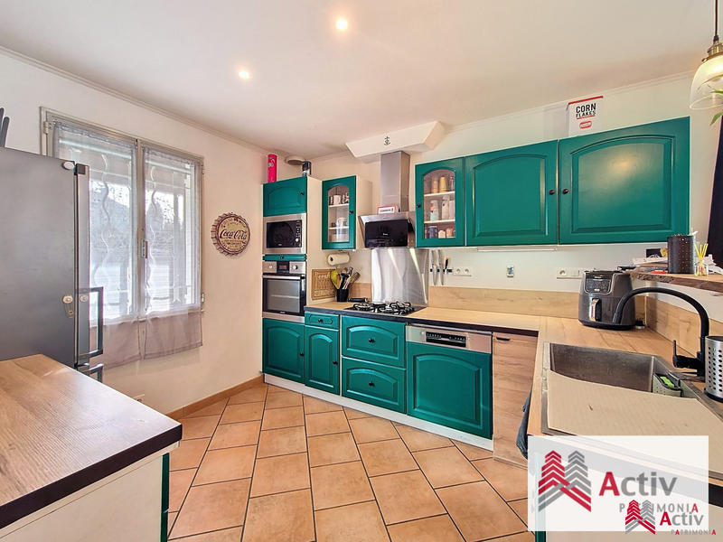 Maison - 88 m² - 4 pièces