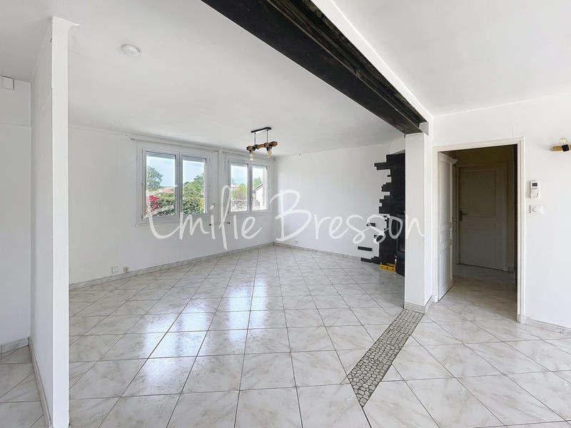 Maison traditionnelle - 164 m² - 5 pièces