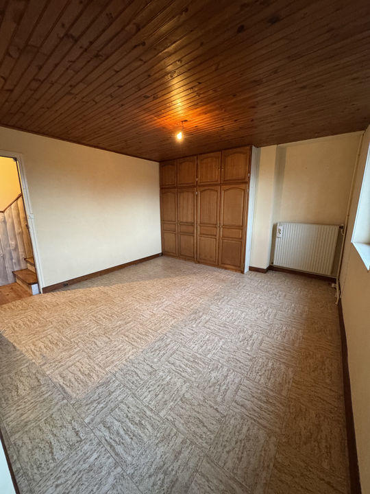 Maison - 170 m² - 8 pièces