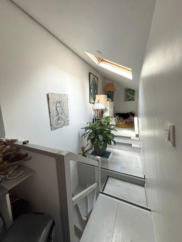 Immeuble - 198 m² - 6 pièces