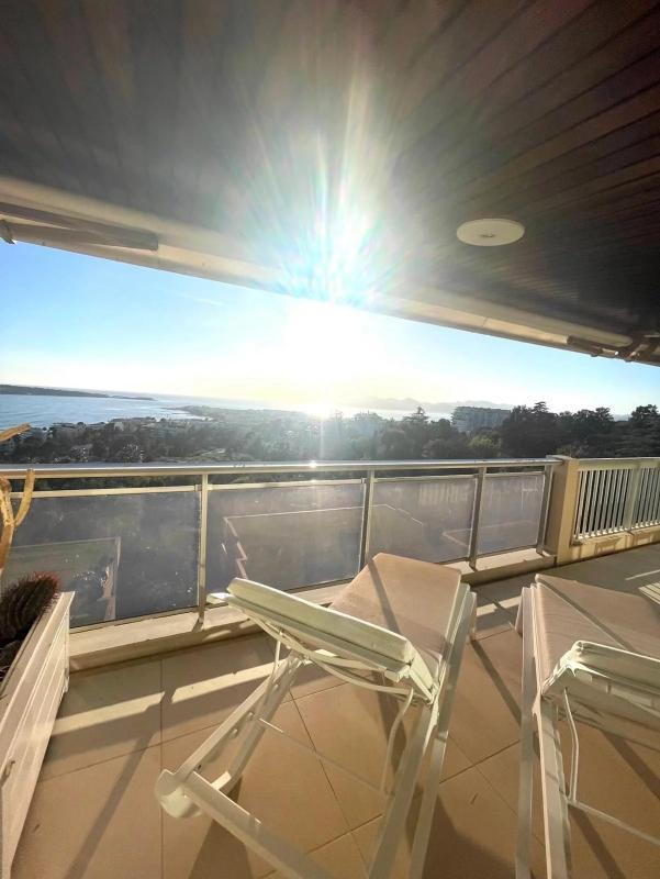 Appartement - 130 m² - 3 pièces