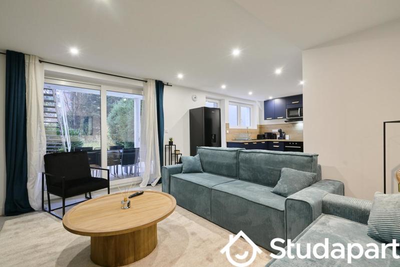 Chambre - 13 m² - 1 pièce