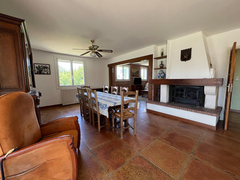 Maison - 306 m² - 11 pièces