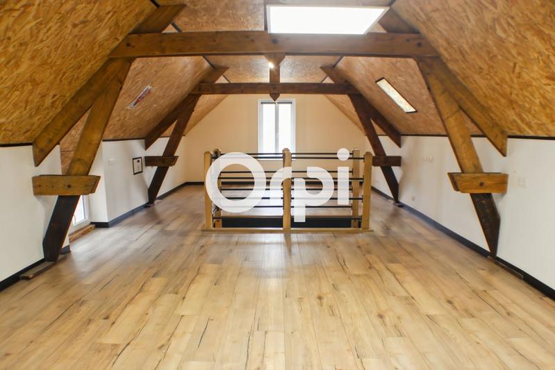 Maison - 215 m² - 4 pièces