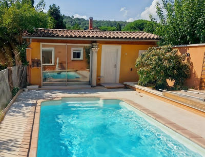 Maison - 180 m² - 6 pièces